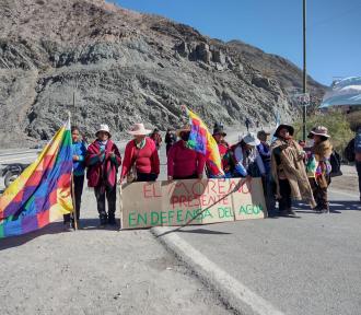 Una venda en los ojos, una mordaza en la boca y una soga en las manos