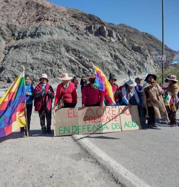 Una venda en los ojos, una mordaza en la boca y una soga en las manos